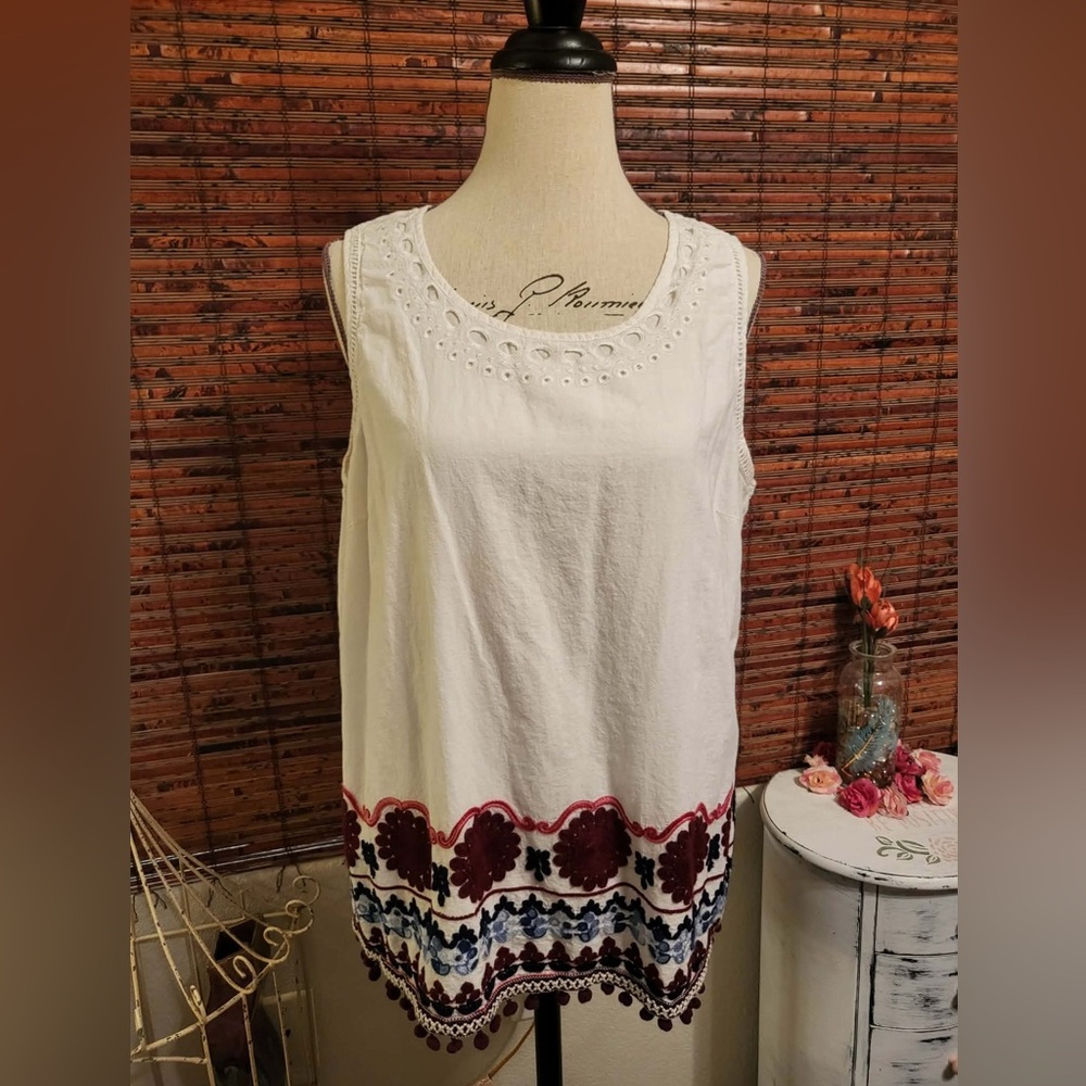 Skies Are Blue White and Burgundy Embroidered Blouse